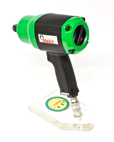 3/4" Air Impact Driver 1,763 NM/900FT-lbs With Only 190 L/min. (6.7 CFM) Air Consumption